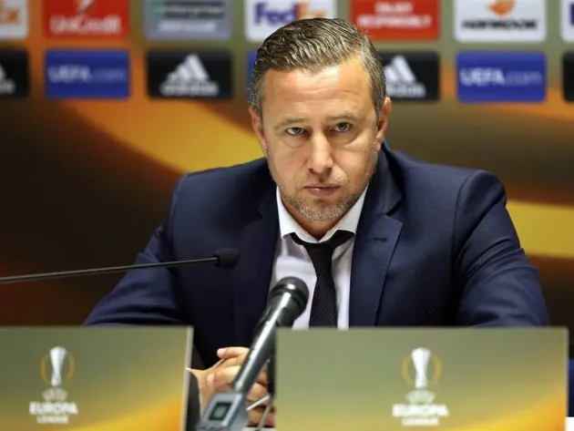 „Reghe” tatonează un transfer la Al Shabab