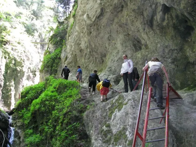 Canionul 7 Scări „a scăpat” de măsurile anti-COVID