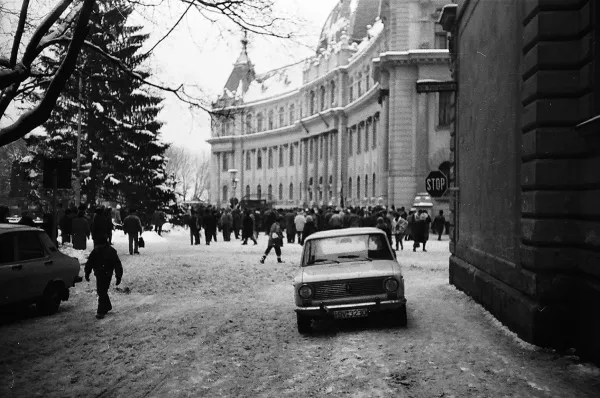 Decembrie `89: Braşovul îşi comemorează eroii