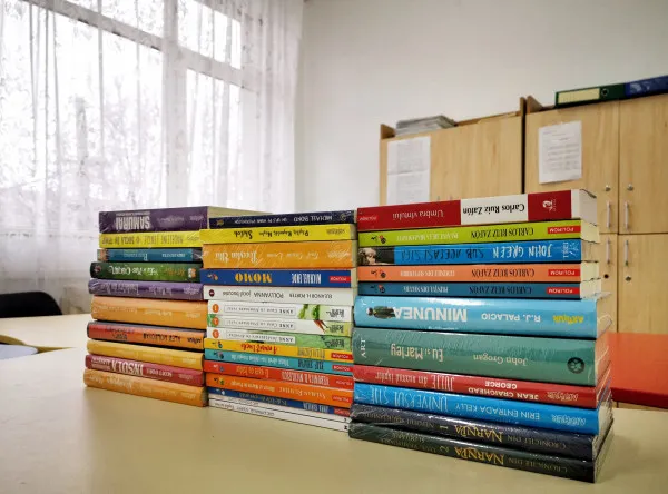 CarteTeca – a doua ediţie în care şcolile pot câştiga… o bibliotecă