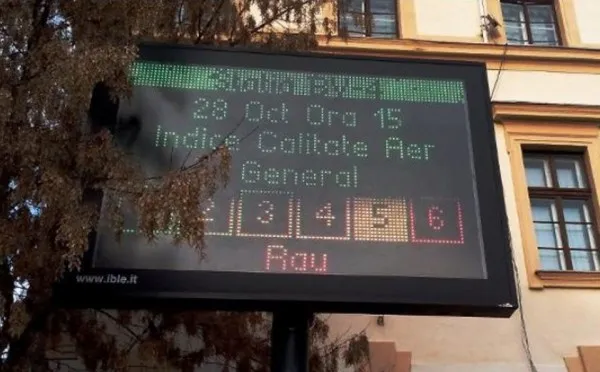 Calitatea aerului din Braşov, din nou în dezbatere publică