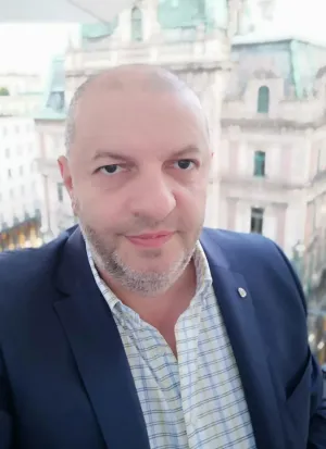 Să iasă soarele şi pe strada lui Dinamo?