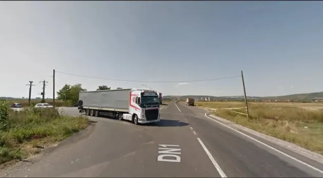 Resistematizarea „intersecţiei morţii” de pe DN 1, de lângă Făgăraş, ţinută pe loc de… o conductă de gaz