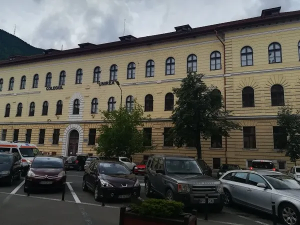 Reparaţiile capitale de la Corpul A al Colegiului Unirea, mai scumpe cu 4, 4 milioane de lei