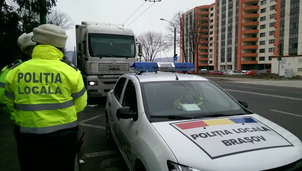 Organigrama celor 48 de poliţişti daţi afară intră azi, cu  scandal, în plenul CL Braşov