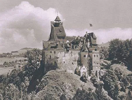 Castelul Bran, prima fotografie? O fotografie din 1909 face furori printre fanii lui Dracula din întreaga lume