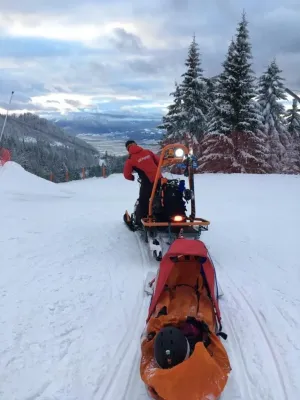 17 schiori în targa salvamontiştilor