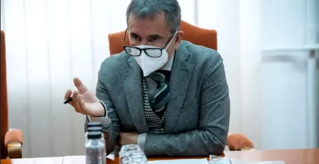 „Este un scenariu ca în filmele horror, în care virusul se transformă precum un monstru ucigaş, în interiorul tău”