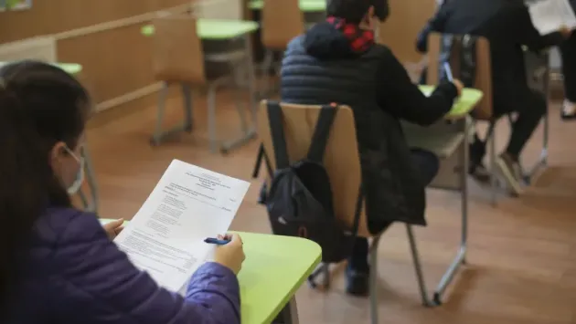 Simulările examenelor naţionale, reluate, în primăvară, după un an de pauză