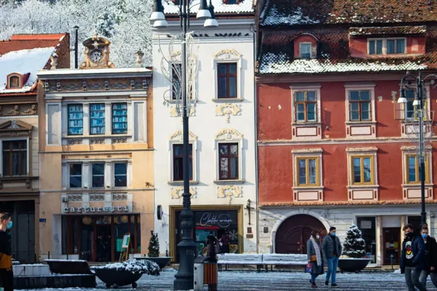 13.01, raport Covid: 139 de noi cazuri de infectare la Braşov, pentru 4 pacienţi starea s-a agravat în 24 de ore