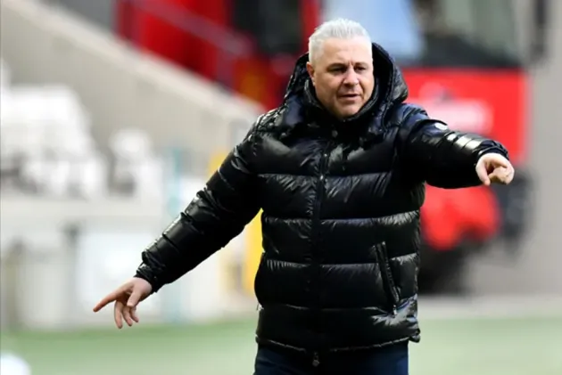 Lui Şumudică i s-ar putea face loc pe banca Craiovei