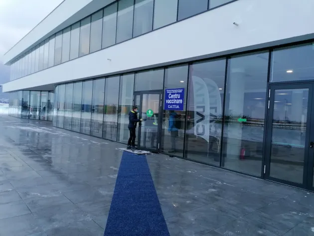 Trei săptămâni cu casa închisă 