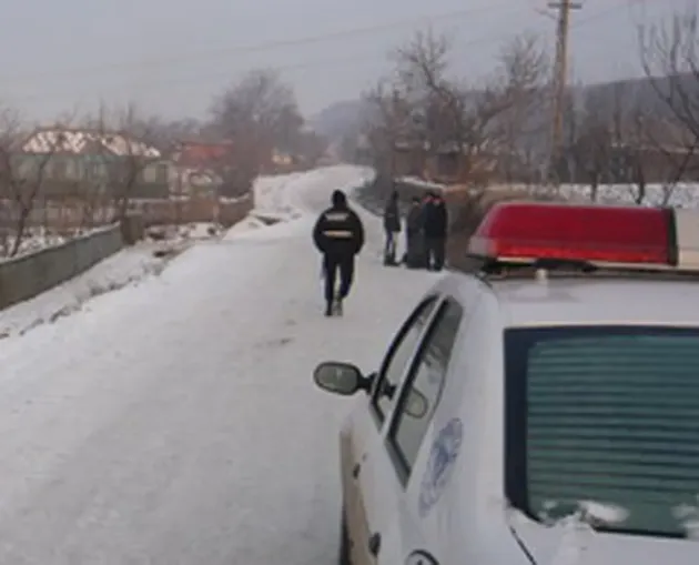 Băgaţi în închisoare: 1 an şi 9 luni şi pentru hoţ, şi pentru şofer