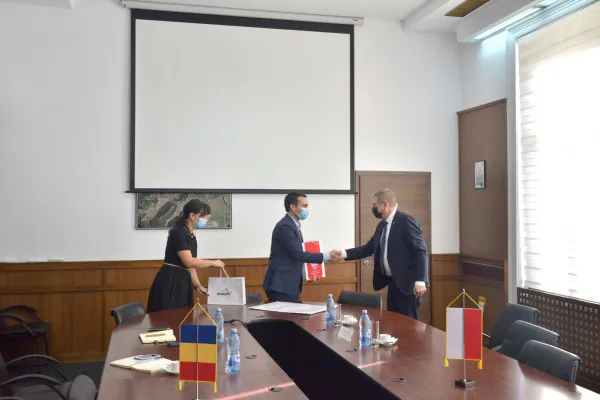 Braşovul, frate cu Cracovia. În oraşul polonez există deja un „fan club România”
