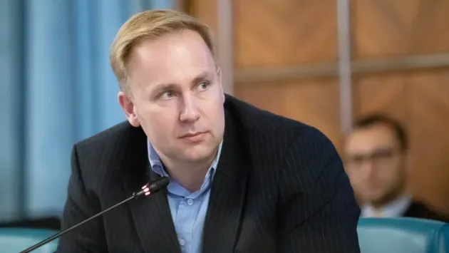 Fostul ministru medic la Braşov, acum consilier de şef de Guvern