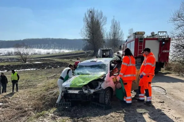 Accident la Raliul Braşovului: Elicopterul SMURD, chemat pentru a prelua copilotul, grav rănit