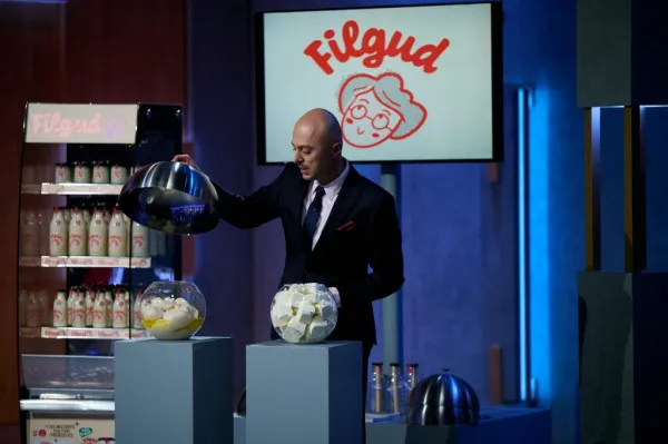 Imperiul Leilor: Andrei Roşu, braşoveanul care şi-a schimbat viaţa în 2011, a obţinut 80.000 de euro pentru o idee de business vegană