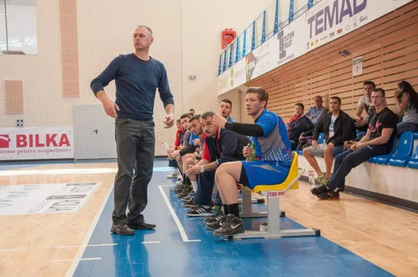 Mitică Opriș îi ia locul lui Raul Fotonea pe banca lui CSM Făgăraș