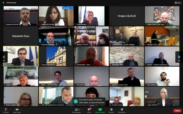 Parcări sau spaţii verzi?