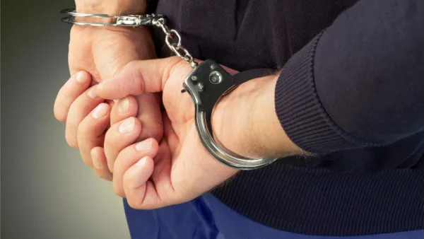 Scandal la Bran: În arest, după ce a intrat peste o femeie în casă și a agresat-o