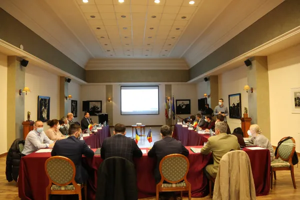 Autostrada Comarnic-Braşov, prima şedinţă de lucru. „Pe sectorul de drum din Sinaia, nu vom susţine decât varianta unui singur tunel prin Munţii Baiului”