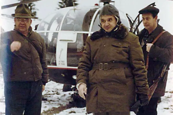 Vâna capre negre din telecabină