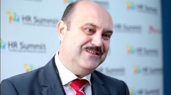 Constatat şi la Braşov: Digitalizarea a dus la dispariţia unor locuri de muncă