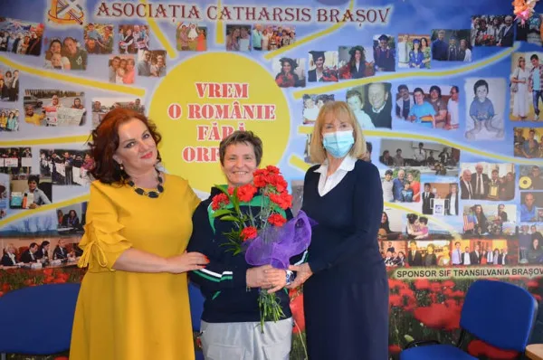 Vis la 42 de ani: „Să mă strângă şi pe mine mama în braţe!”