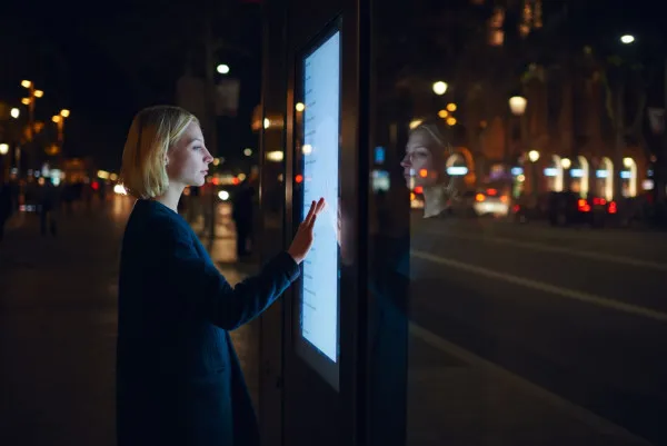 Braşovul, mai poluat noaptea decât ziua, la orele de vârf