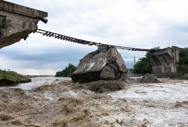 CFR are constructor pentru noul pod de la Budila: 9 luni, 30 de milioane de lei