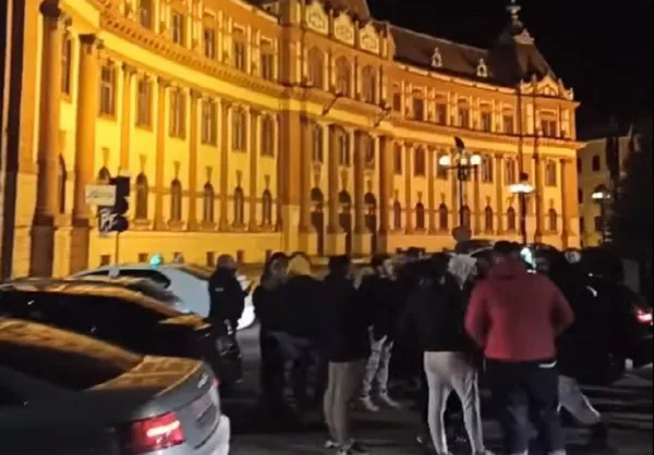 După o noapte albă. Proteste anti-restricții pe alese în Brașov: ora 17.00 – la Prefectură, ora 18.00 – în Centrul civic