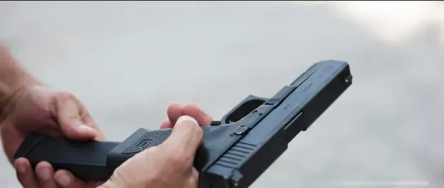 Zărneşti: Prins cu o armă pentru care n-avea autorizaţie