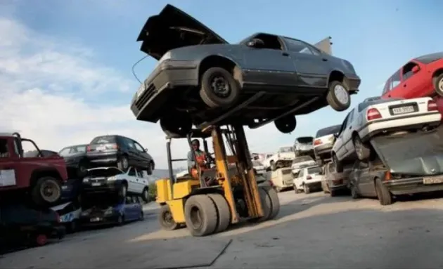 Sfat de ministrul Mediului pentru cei care-şi cumpără acum maşină