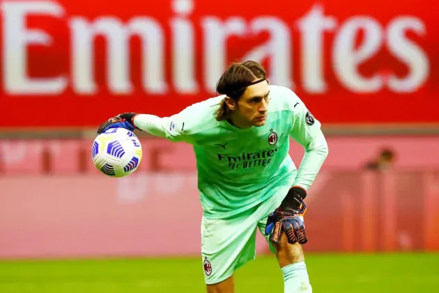 Tătăruşanu pare să fie eternă rezervă la Milan