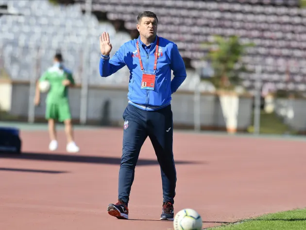 Opriţa îi dă replica lui Gigi Becali