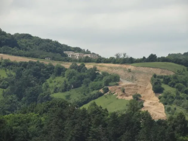 Dezvoltatorii controversatului proiect American Dream cer avizul Comisiei de Circulaţie pentru trei investiţii imobiliare pe dealurile din Şchei