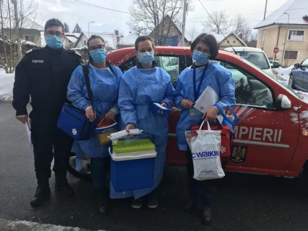 166 de braşoveni, vaccinaţi acasă, săptămâna trecută. Echipele mobile au fost în municipiul Braşov, dar şi la Victoria, Sânpetru şi Făgăraş