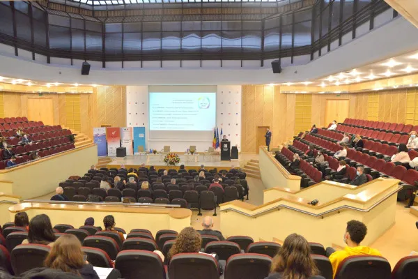 Braşovul a marcat Ziua Francofoniei. La eveniment a fost prezent ministrul Educaţiei, iar Franţa a fost reprezentată la nivel de ambasador
