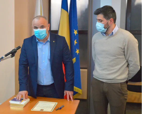 Consiliul Local Braşov, în formulă completă. Cătălin Anton a preluat postul vacant lăsat de Cristina Vecerdi