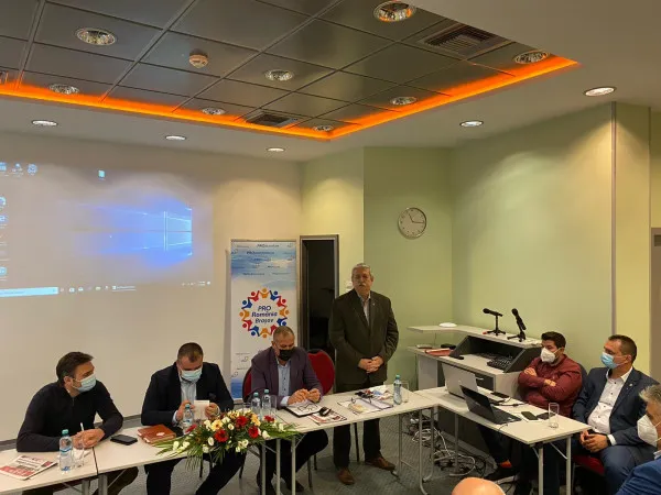 Pro România a început reconstrucţia la Braşov