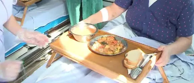 Alocaţia de hrană se va dubla de la 1 mai: minim - 21 de lei, maxim - cât îşi permite spitalul