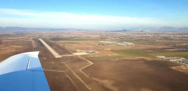 Aeroportul Braşov: una bună, una proastă