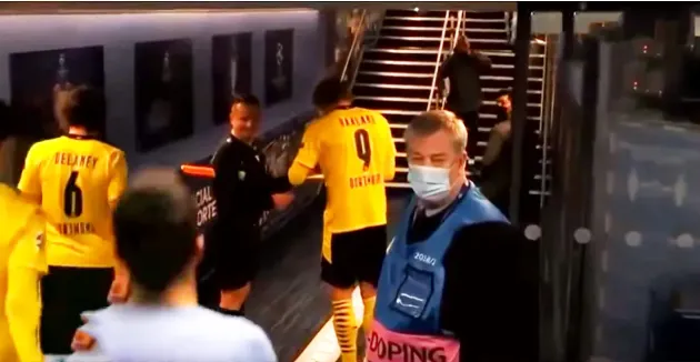 Autografele lui Halaand, scoase la licitaţie de Ziua Copilului