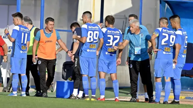 Poenaru se confruntă cu probleme de lot