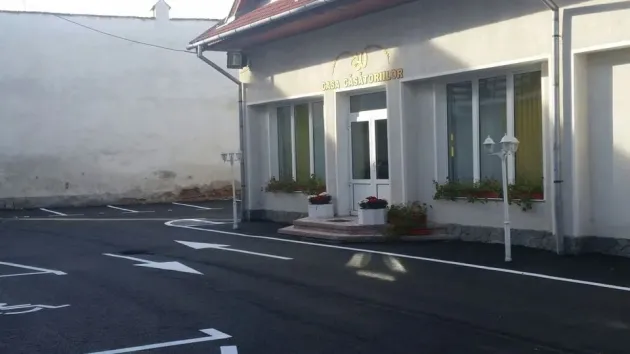 „Dar de nuntă” la Săcele: 1.000 de lei, dar cel puţin unul dintre soţi nu trebuie să fie divorţat