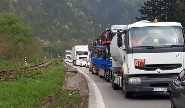 TIR-urile, scoase de pe DN1, din 5 mai