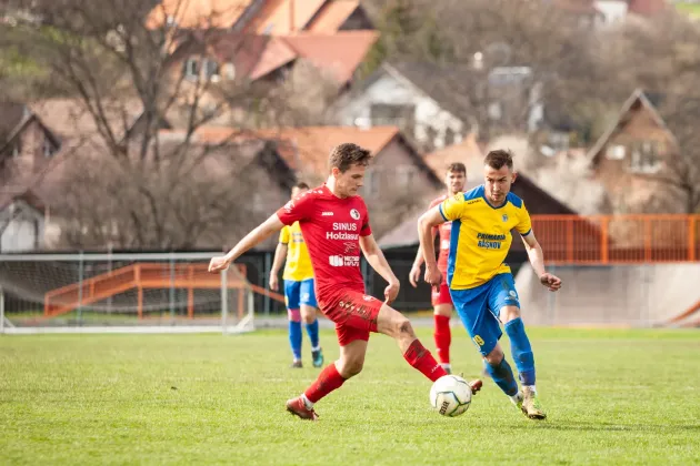 Echipa lui Florin Stângă a oprit seria bună a râşnovenilor