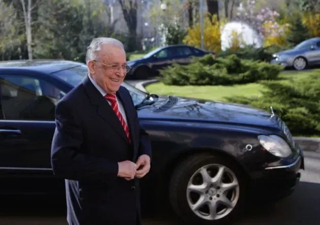 Ion Iliescu a demisionat de la Institutul Revoluţiei Române