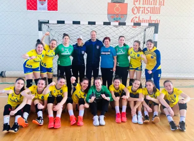 Junioarele Mihaelei Adam s-au calificat pe primul loc la Turneul Valoare al Campionatului Naţional de junioare
