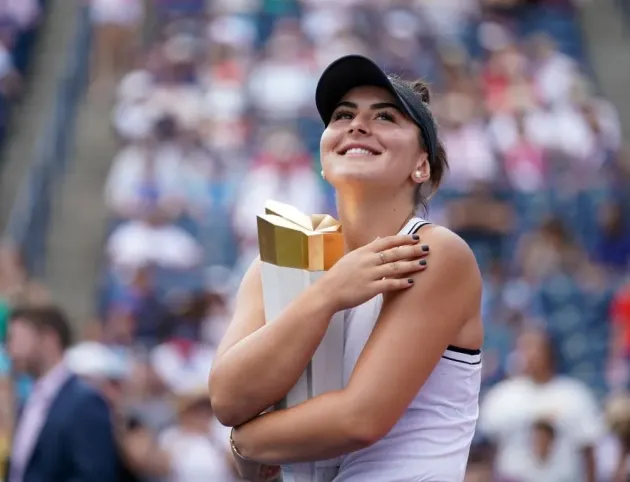 Andreescu a câştigat „lovitura lunii martie”  